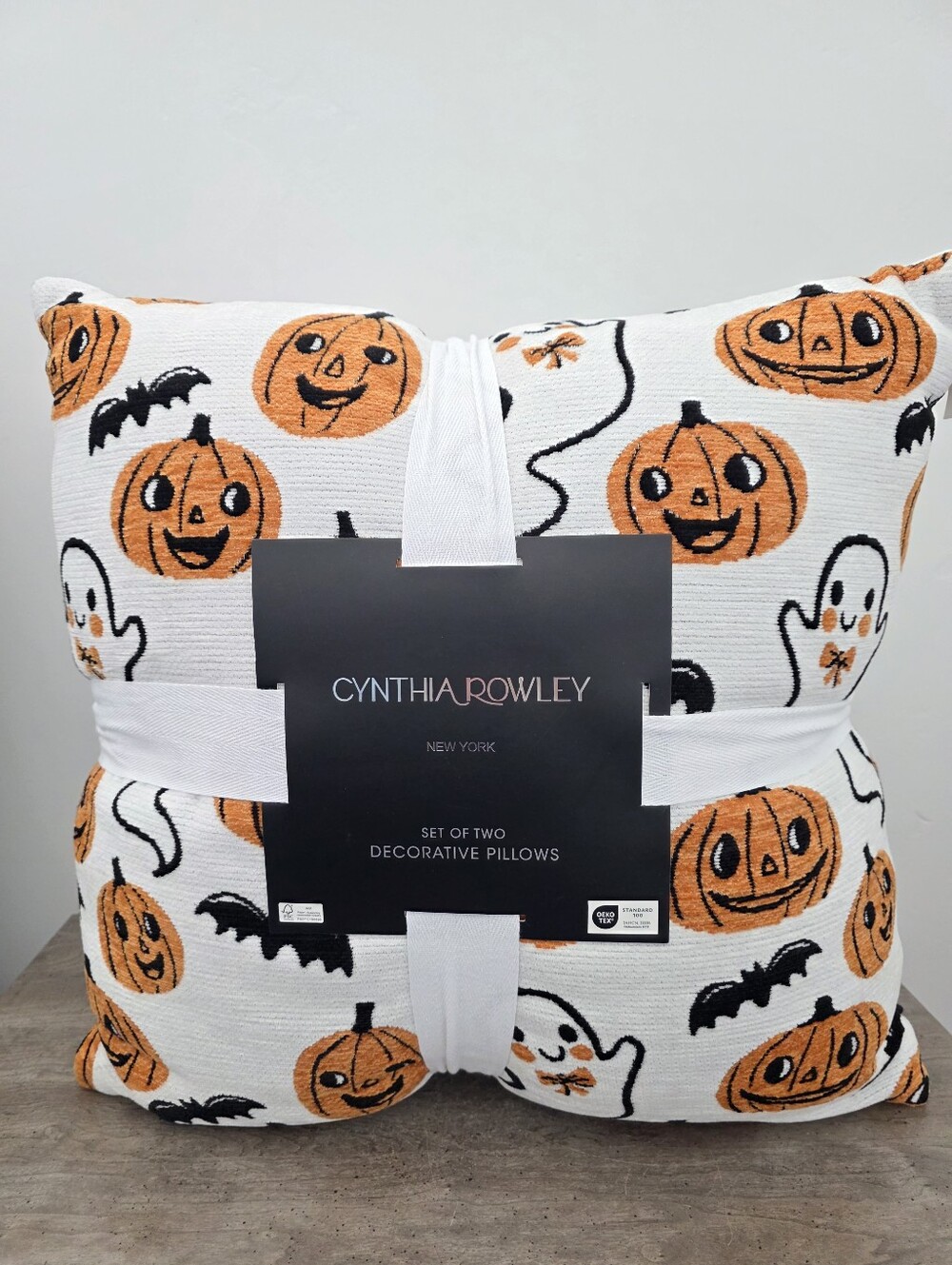 Cynthia Rowley Retro Halloween Pumpkin Ghost Bat Set of 2 Decorative Pillows NWT